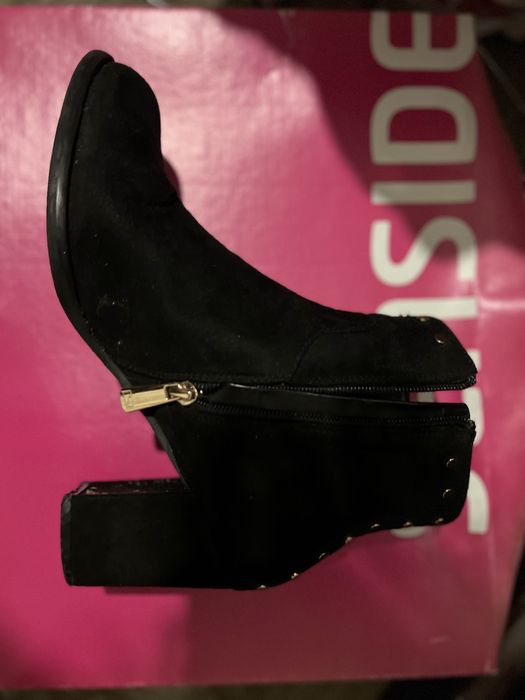 Botas salto elegante com detalhe tamanho 40