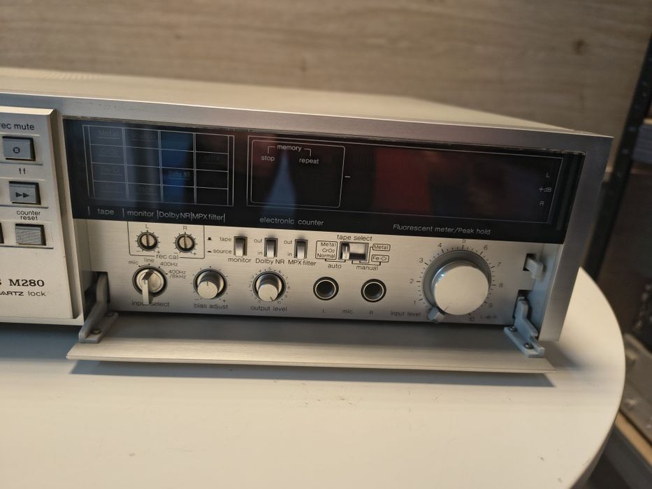 Sprzedam Technics M280