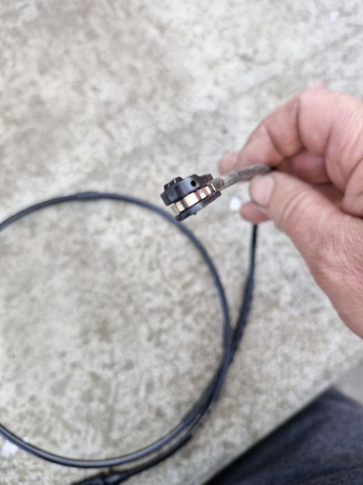 Датчик колодок БМВ Ф30