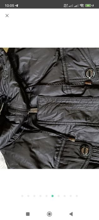 Пухова тепла куртка