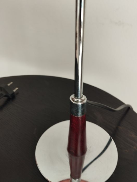 Candeeiros de Mesa pequenos em metal com abajur laranja