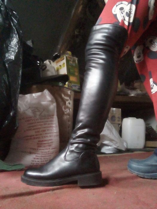 Зимові високі чоботи