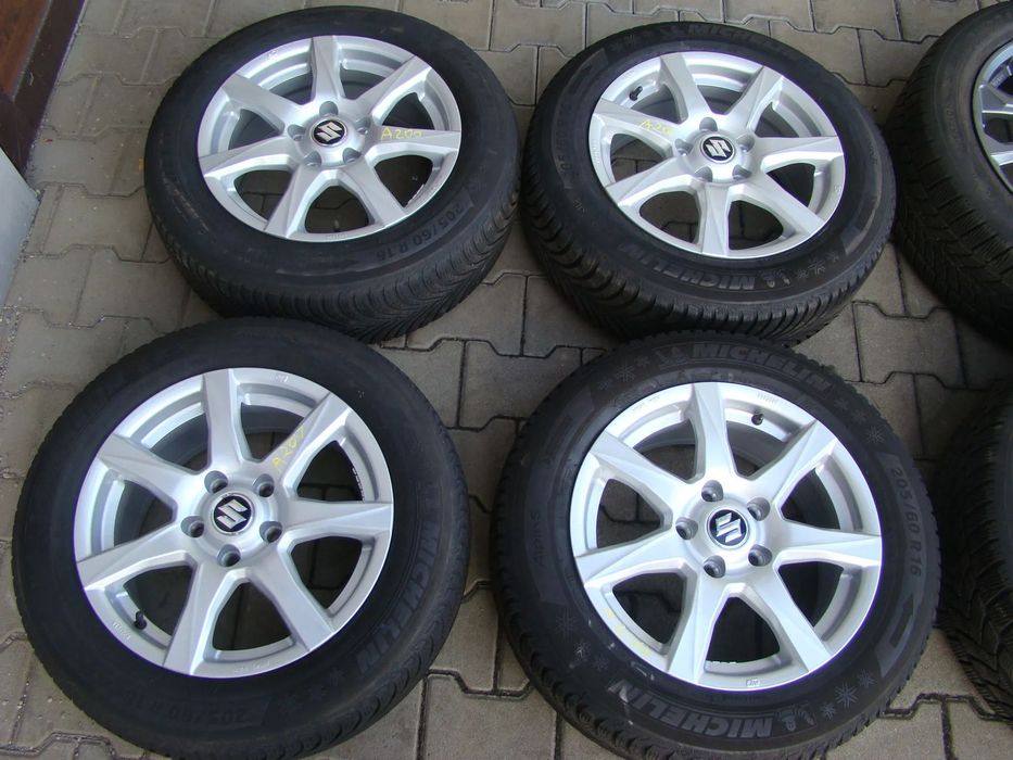 a200 5x114,3 Suzuki Sx4 S-Cross Fiat Sedici 7Jx16 Opony Zima 205/60 R16