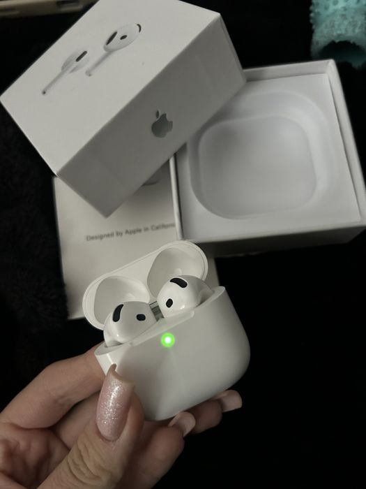 sprzedam air pods 4