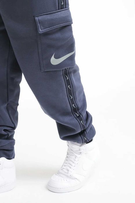 Продам Чоловічий Флісовий костюм  Nike Repeat Pack (кофта L, штани XL)