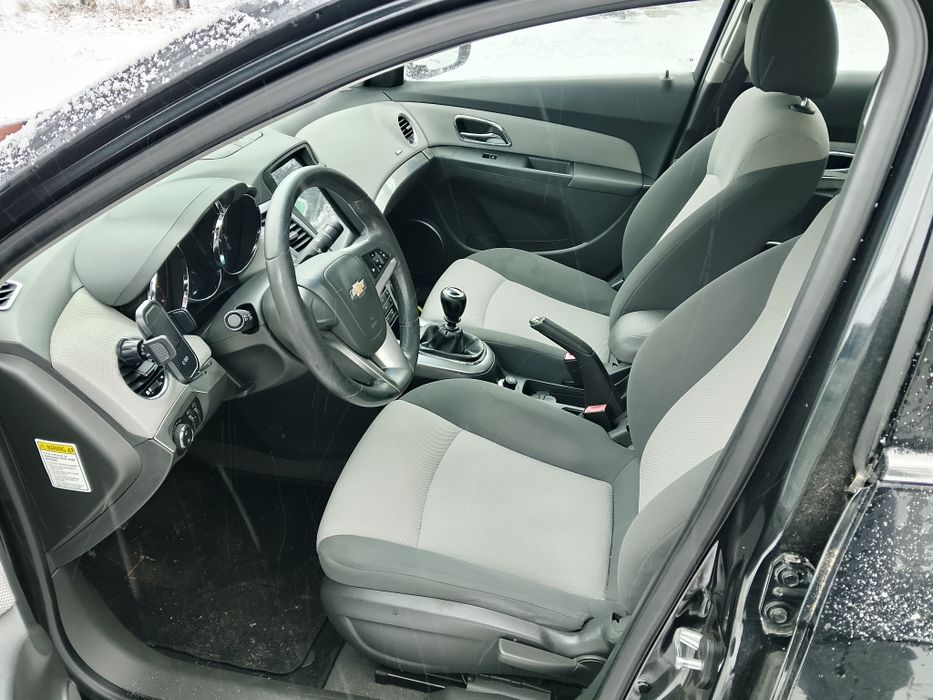 Sprzedam Chevroleta Cruze LT