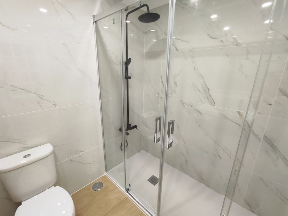 Apartamento T2 a estrear Almada Laranjeiro