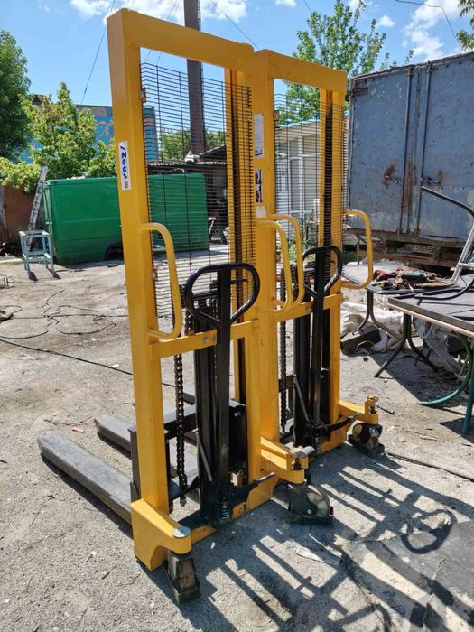 Штабелер -гидравлический