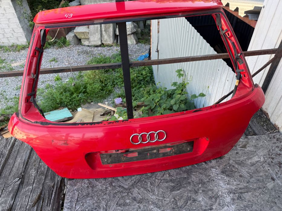 Крышка багажника Ляда Audi A4 B5 универсал
