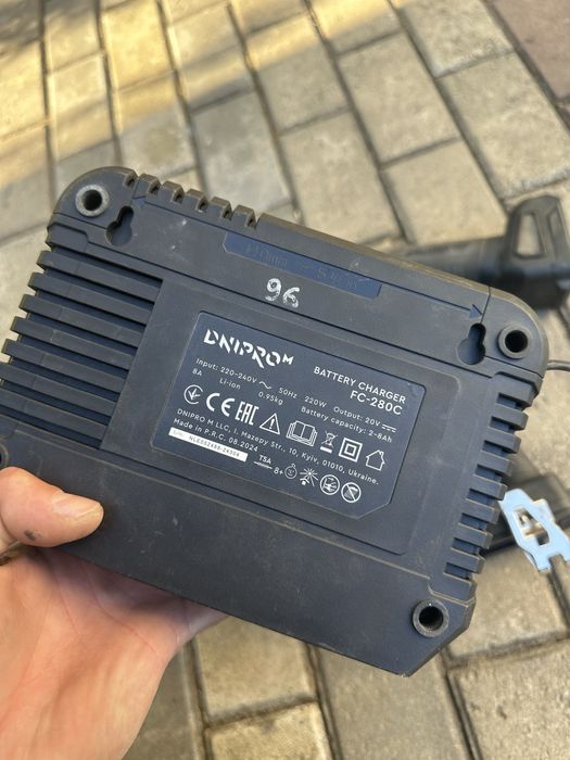 Інструмент Dnipro m