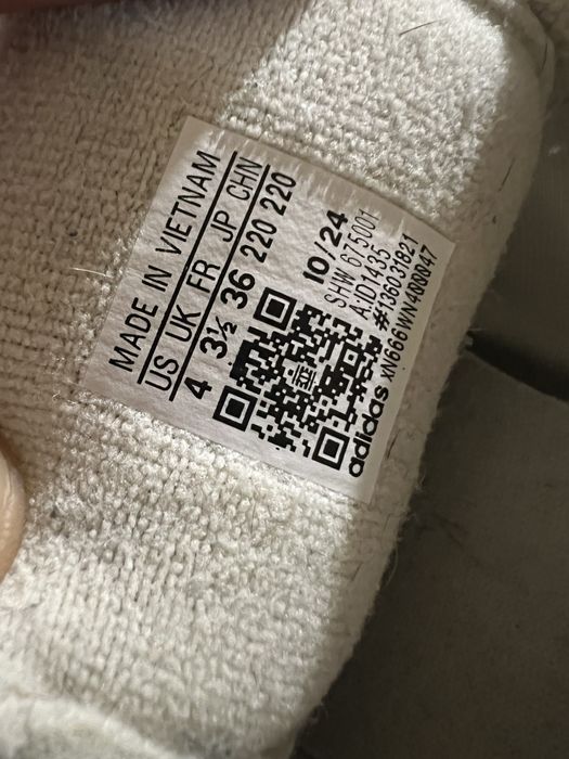 Кросівки Жіночі 36р.  Adidas Campus 00s