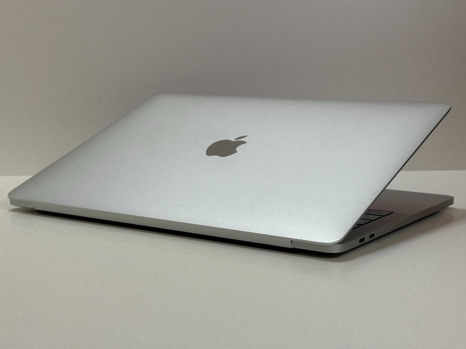 MacBook Pro 13 2017 TouchBar - i5 8GB/256GB 87% Baterii - Gwarancja -
