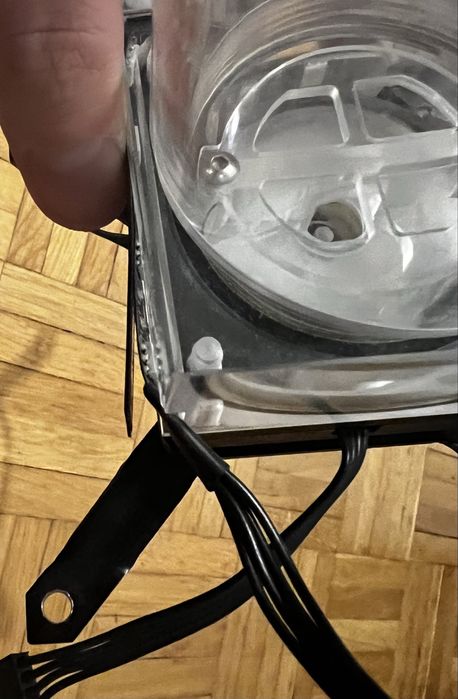 EK-XRES 140 SPC PWM Classic RGB - Plexi