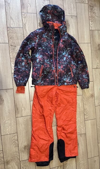 Лижний костюм.