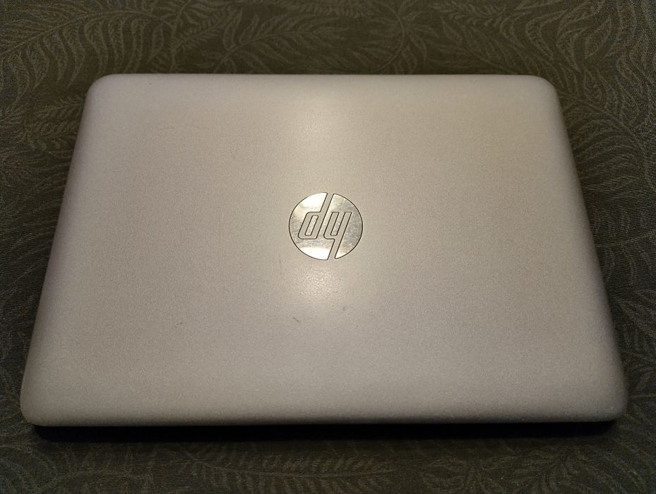 HP EliteBook 725 G3 AMD Pro A10 8GB 256GB SSD  12.5"  Windows  10 Pro