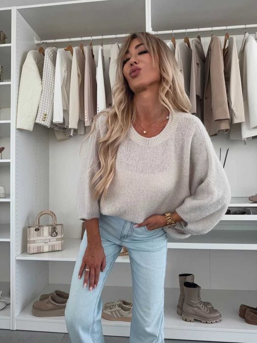 Sweter oversize, Lana moher-