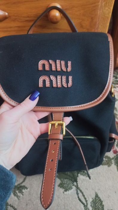 Знижка один день!Стильний рюкзак Miu miu