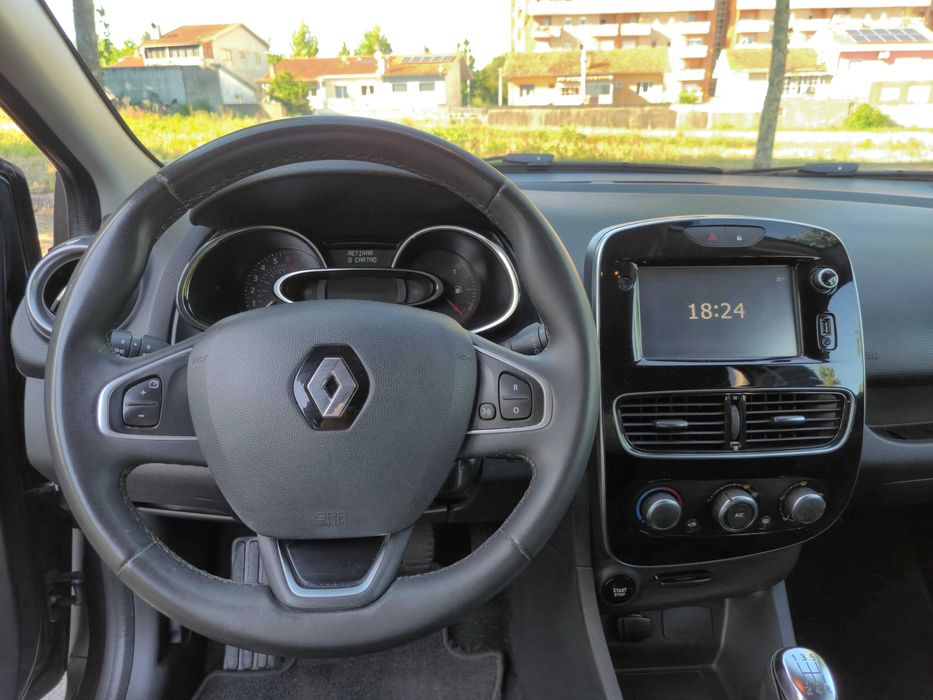 Renault Clio Sport Tourer IV 0.9 TCe Limited (2017) – Excelente Estado | Histórico Completo Renault