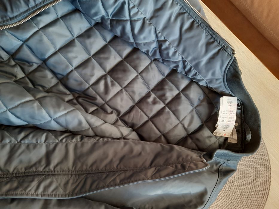 Kurtka bomberka Reserved S