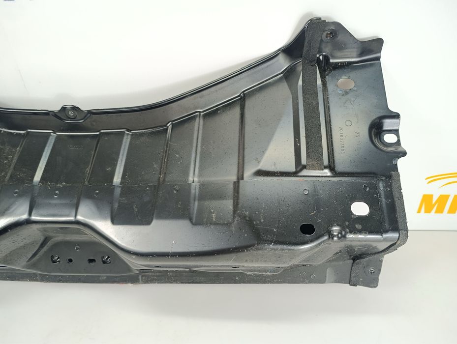 Задня панель tesla model y juniper