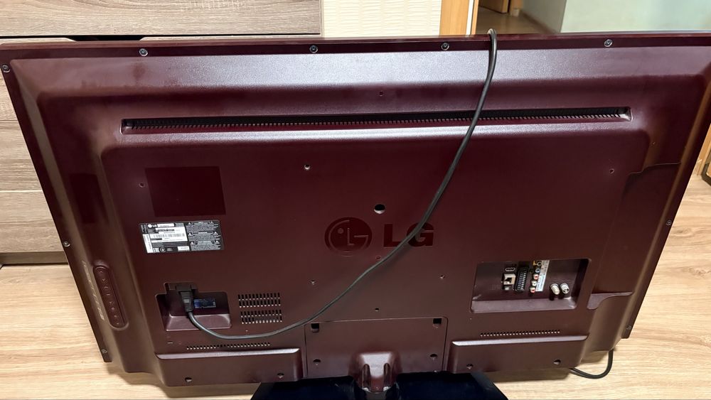 Телевізор LG 42 LN541V