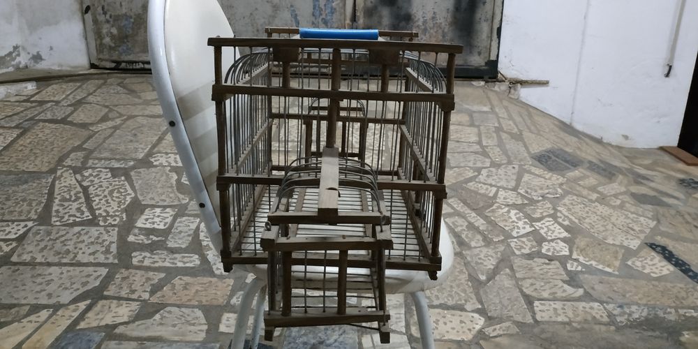 Gaiola para pássaro tamanho médio