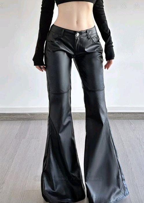 Срочно дешево чорні кльош джинси розміру s