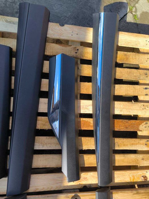 Молдинг накладка двері лівої правої на Nissan Rogue X-trail t33 хром