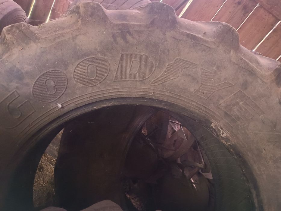 Opony Goodyear 520/85R38