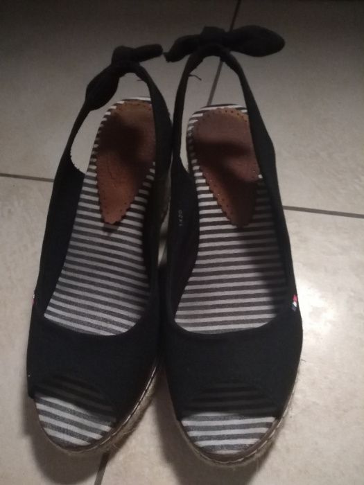 Buty Tommy Hilfiger rozmiar 40