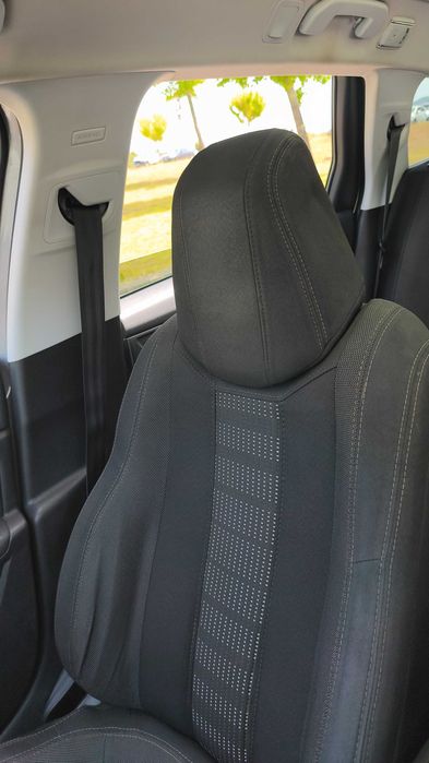 Peugeot 308 vendo ou troco