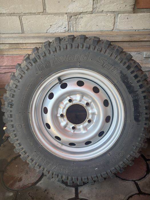 Грязевые колеса Forward Safari 540 205/75 R15