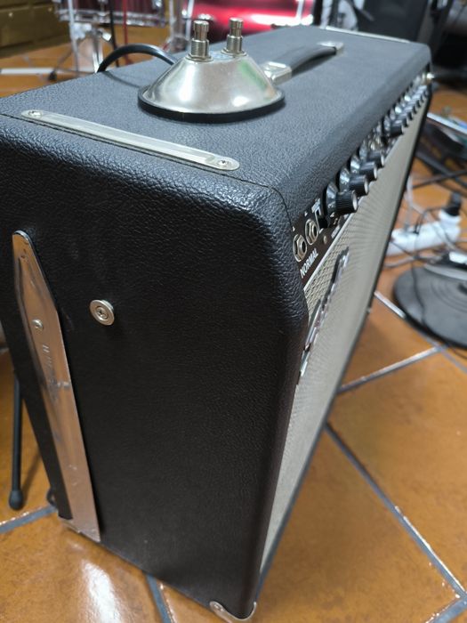 Amplificador Americano Fender twin reverb