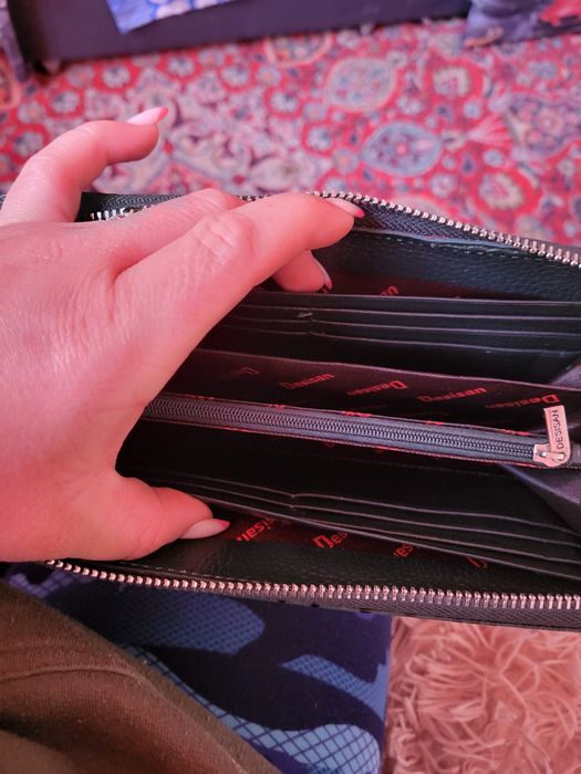 Продам  великий  гаманець