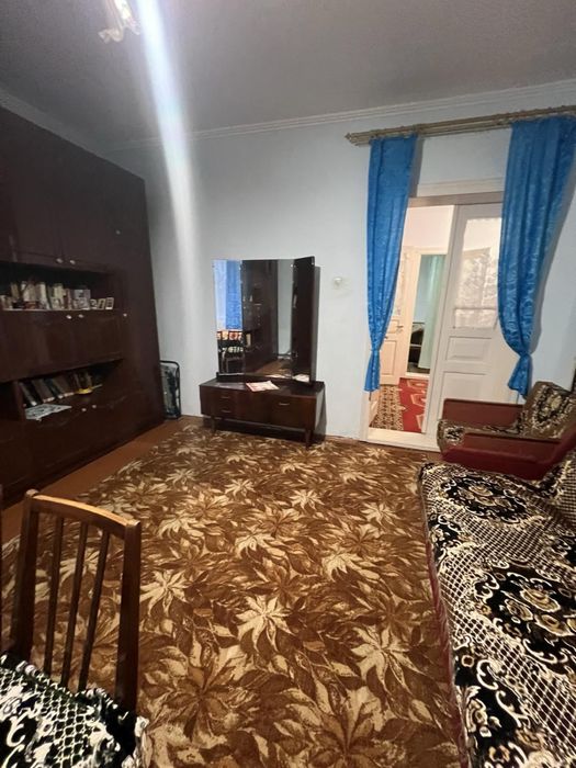 Терміновий продаж будинок м.Тлумач жилий стан ділянка 25 сотих