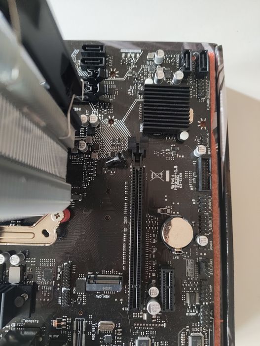 Bundle Am5 / Ryzen 5 7600x/ B650m