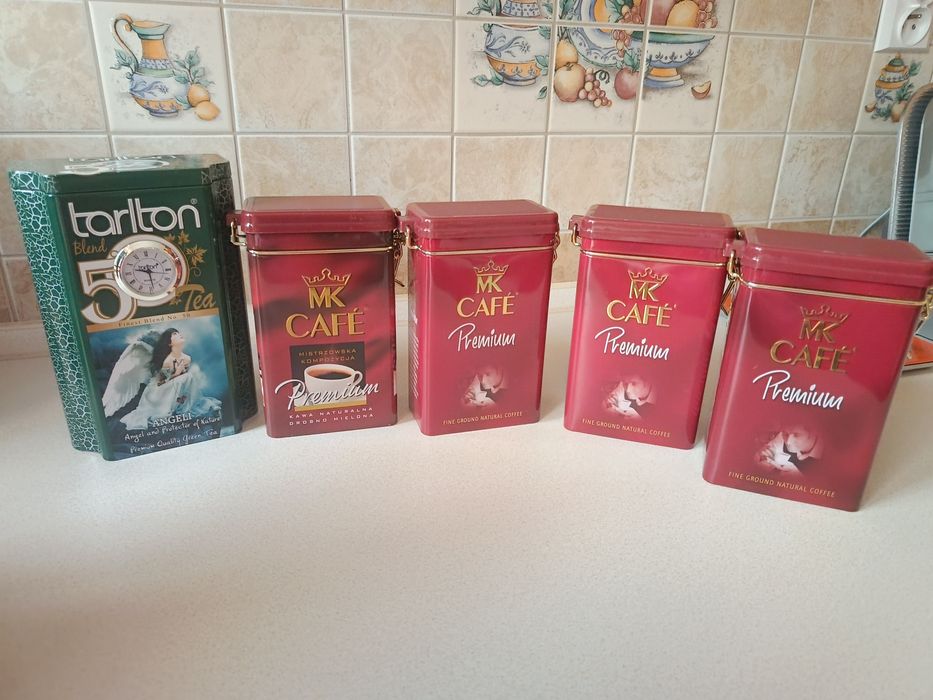 Sprzedam puszki metalowe