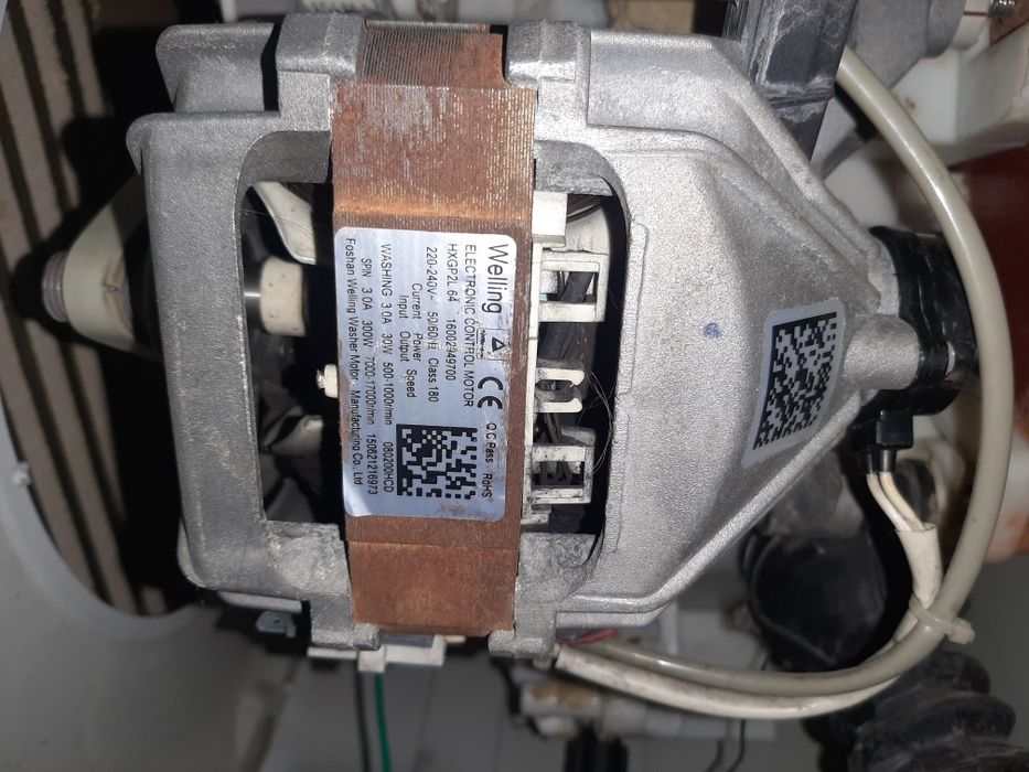 Продам мотор к стиральной машинке индезит и самсунг и барабан