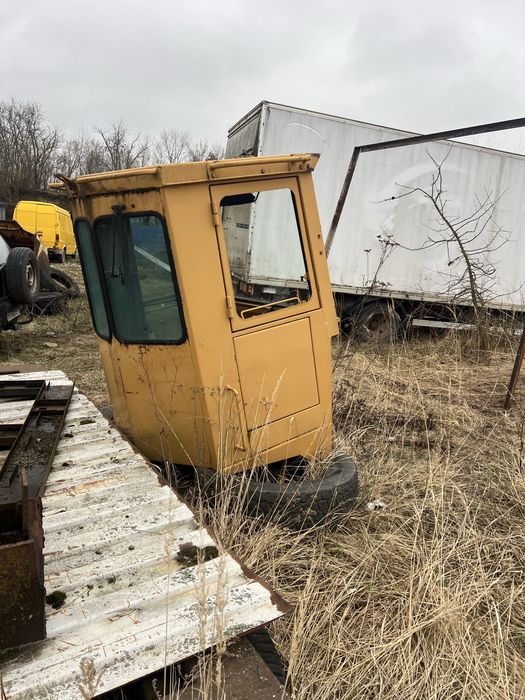 Фронтальний погрущик FORUKAVA 345