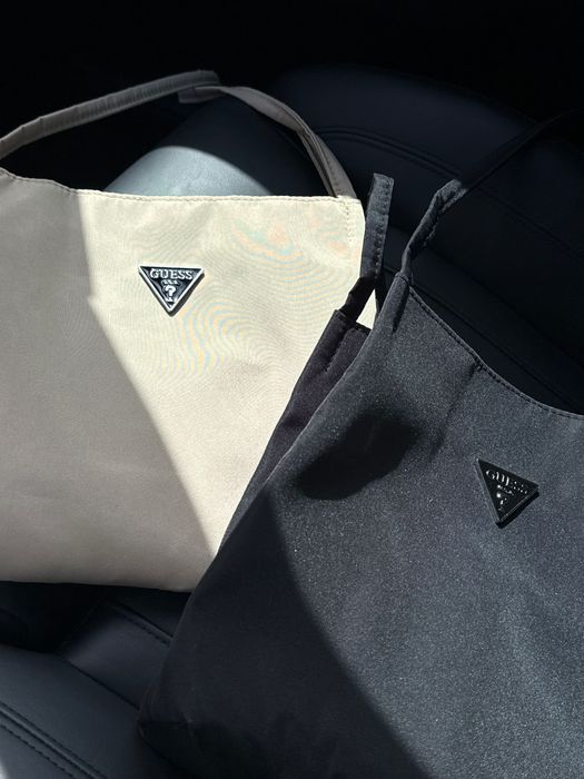 Сумка шоппер Guess чорна бежева