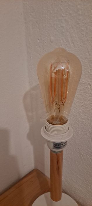 żarówka dekoracyjna ITALUX 4W 200Lumen gwint E27 2200K LED