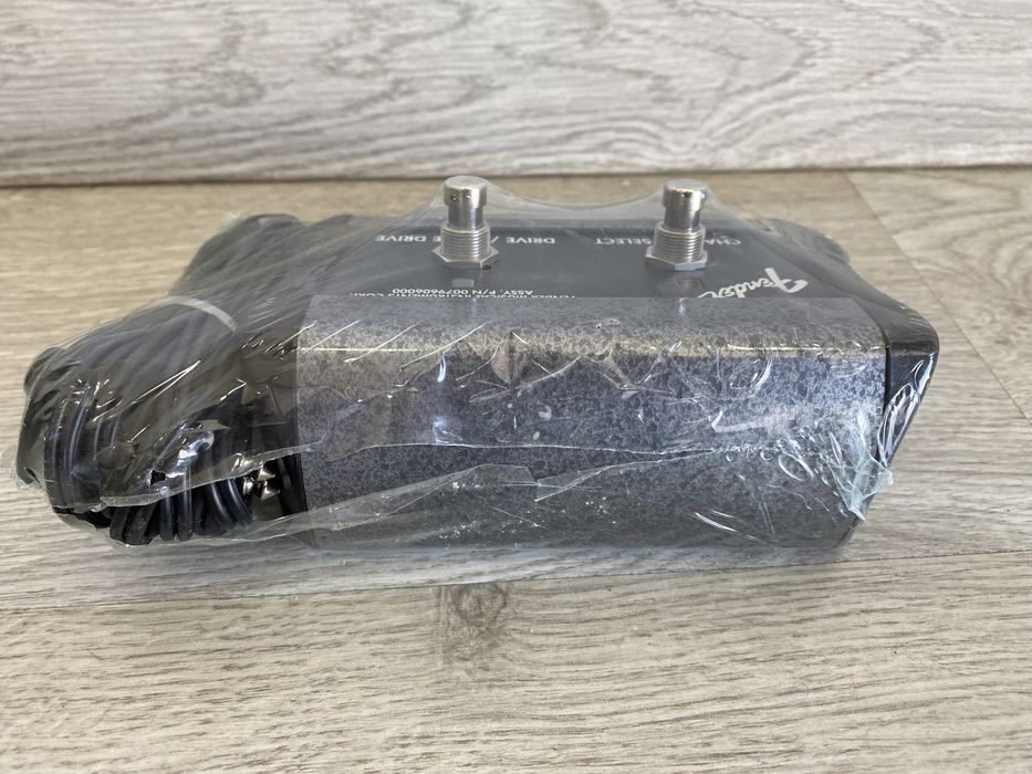 Fender 2-Button Footswitch Channel/Drive/More Drive64283965916419122