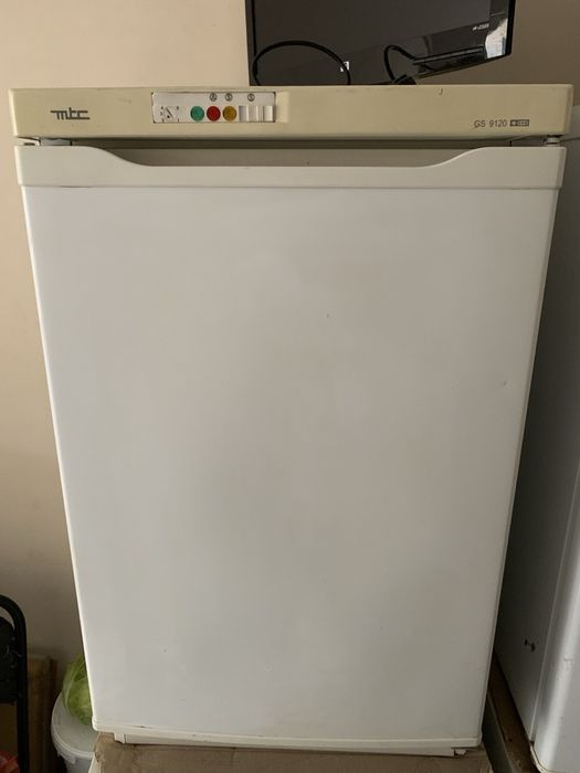 Морозильна камера на 4 шухляди