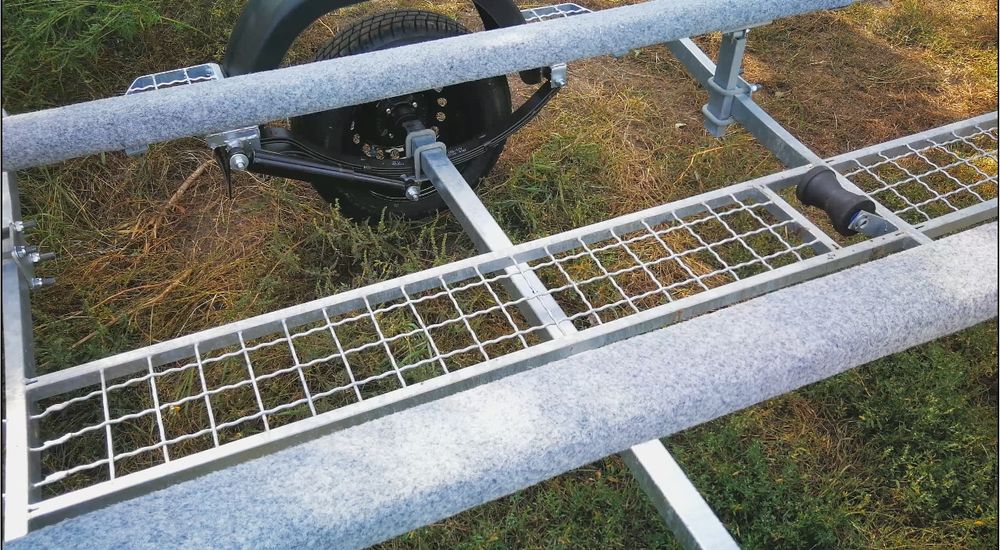 Продам лодочный прицеп