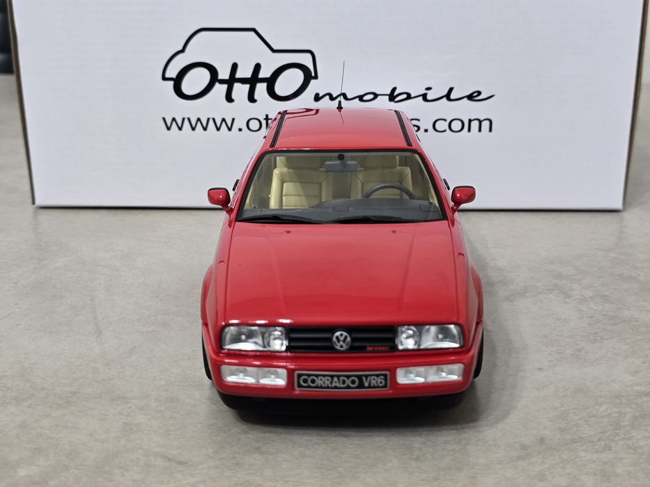 Miniatura 1/18 Volkswagen Corrado VR6