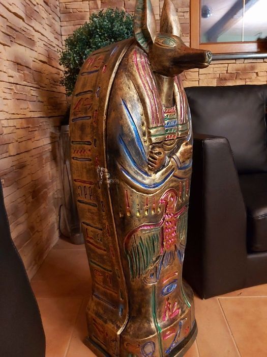 Sarkofag ANUBIS 107cm jako unikatowa szafka na skarby. Egipt