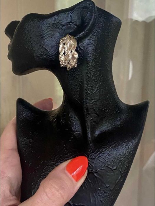 Оригінальні сережки та комплекти з природніми камінцями (колекція)