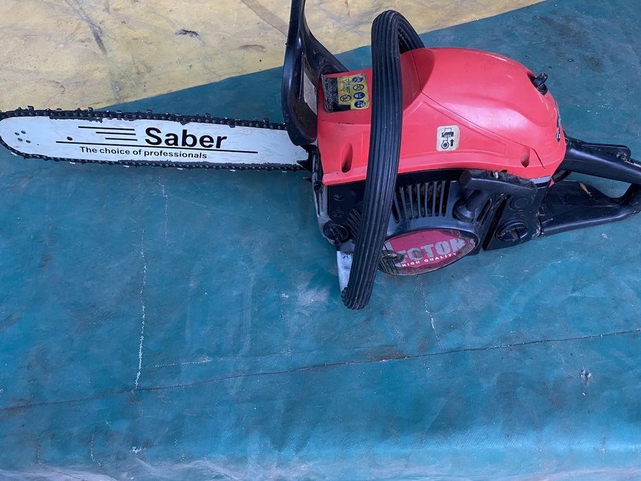 Продам дві бензопили