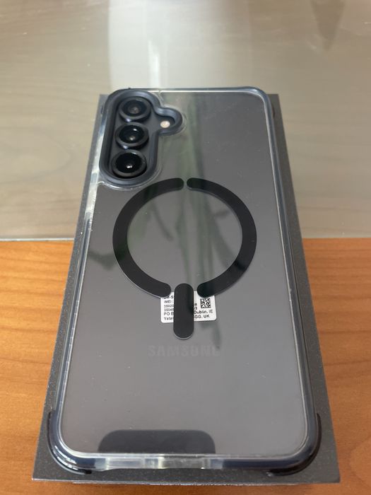 Samsung Galaxy S25+ 512 GB (carregador e capa magnética incluídos)
