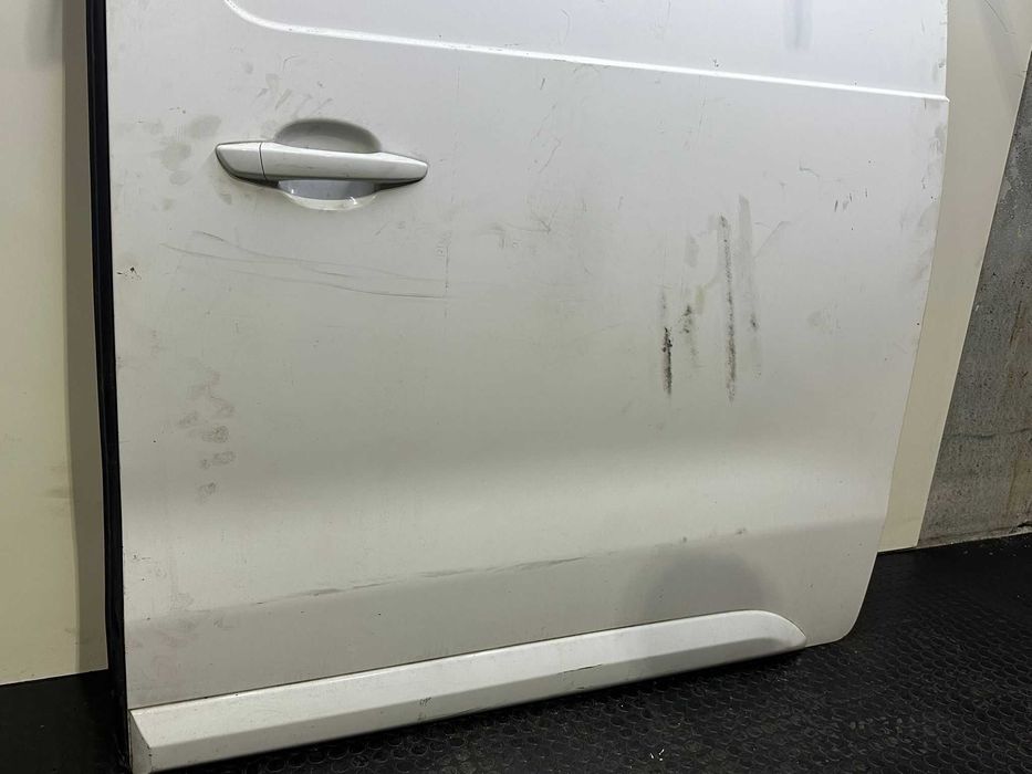 Porta lateral esquerda Citroen Jumpy (2019)
